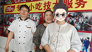 广西美女报名学酸嘢和营养粥