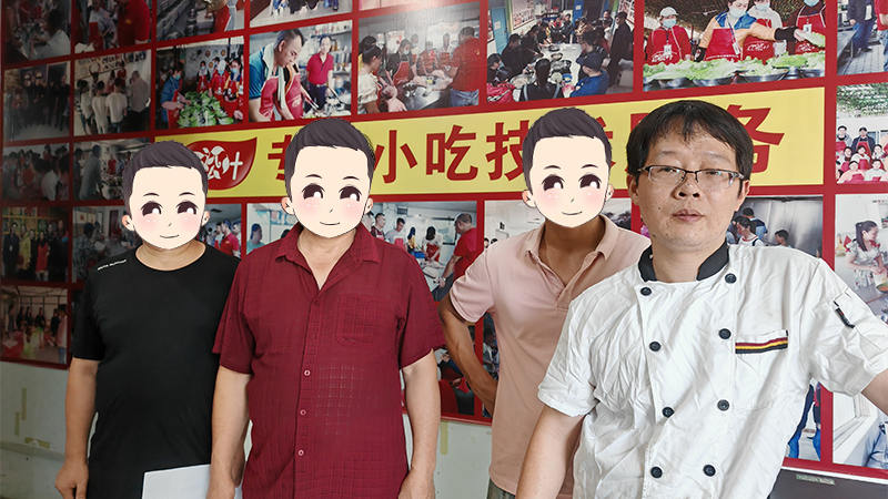 三位大哥到红松叶学习柳州螺蛳粉