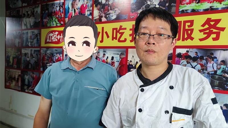 经多方对比,柳州大哥选择到红松叶学烤鸭和卤菜,拿下学校档口经营权